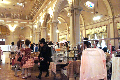 �S�V�b�N�������B�^�n�W�������C�x���g���}�A��|RomanticALaMode