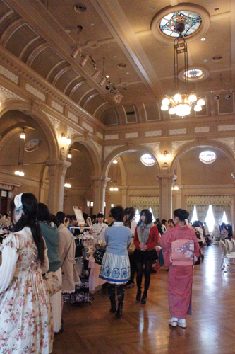 �S�V�b�N�������B�^�n�W��������}�A��|RomanticALaMode